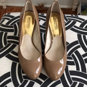 Michael kors nude patent heels